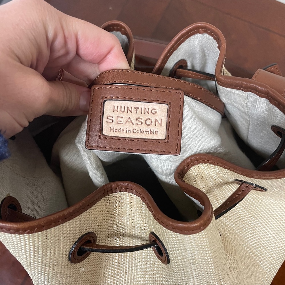 Hunting Season Drawstring in Woven Platano Cognac - Picture 10 of 16